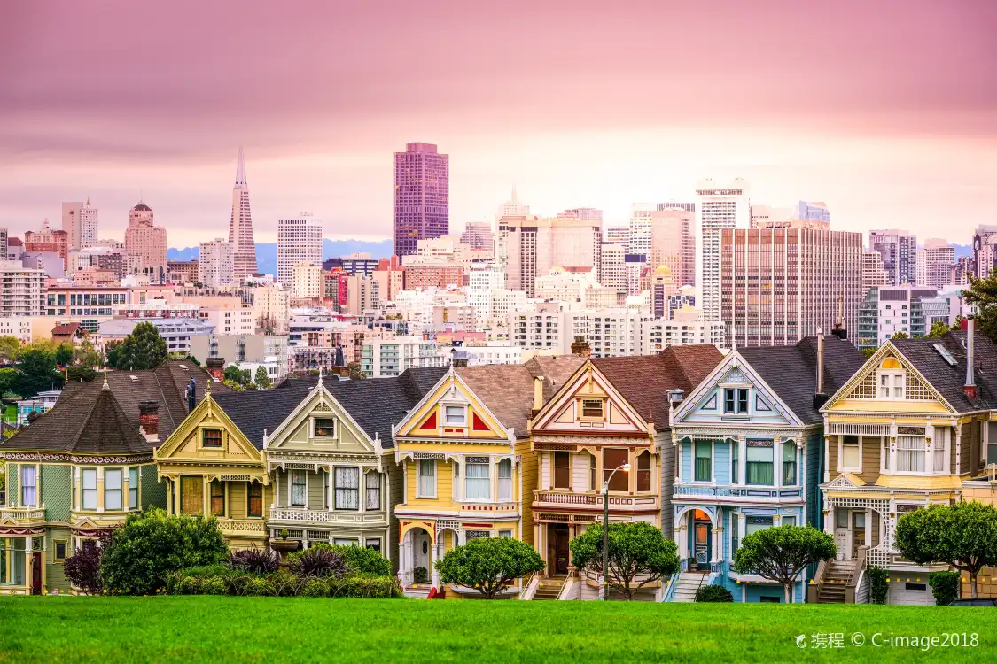 Hotels near The Painted Ladies