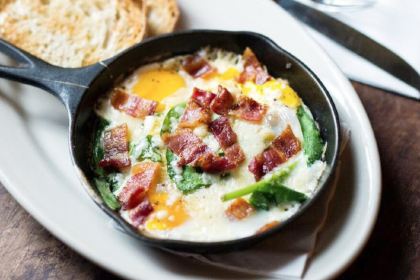 EAT Bar & Grill Restaurant Karon