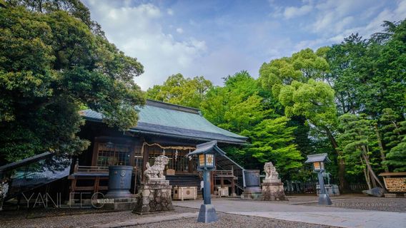 Nikko Futarasan jinja Haiden