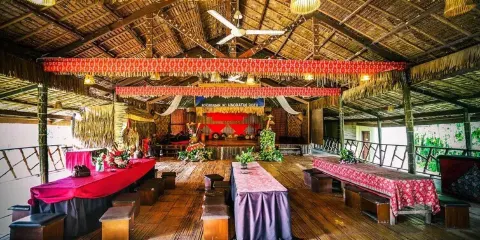 蒙索畢悅文化村