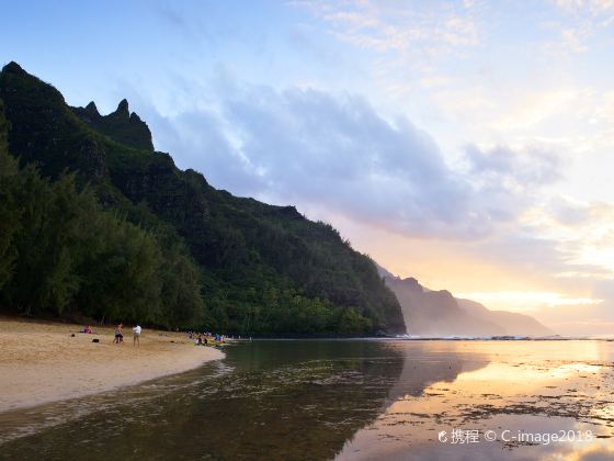 Ke'e Beach