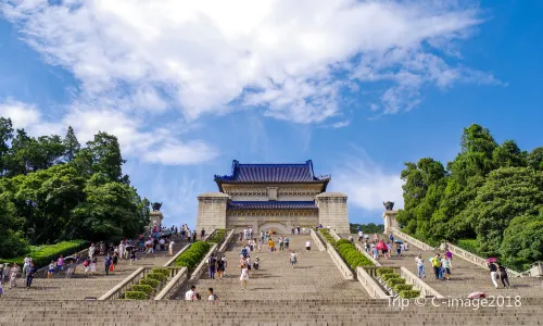 Dr. Sun Yat-Sen's Mausoleum