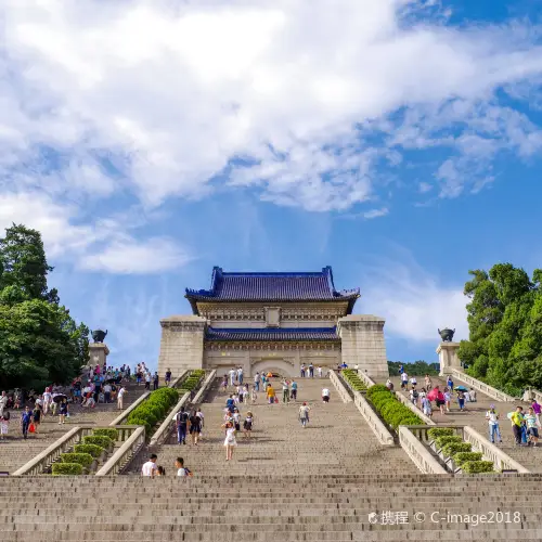 Dr. Sun Yat-sen's Mausoleum