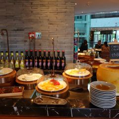 The Anandi Hotel and Spa Shanghai·mijingxicantingzizhucan User Photo