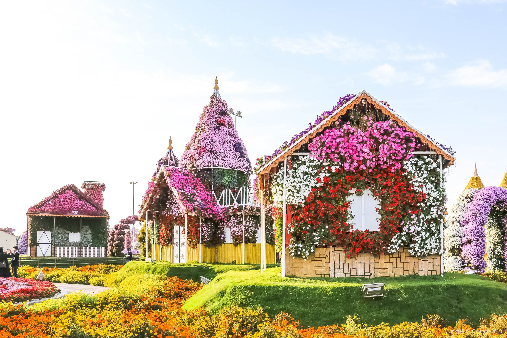 Dubai Miracle Garden + Global Village 1-day Tour (Including Transfer, Admission Ticket, Guide)