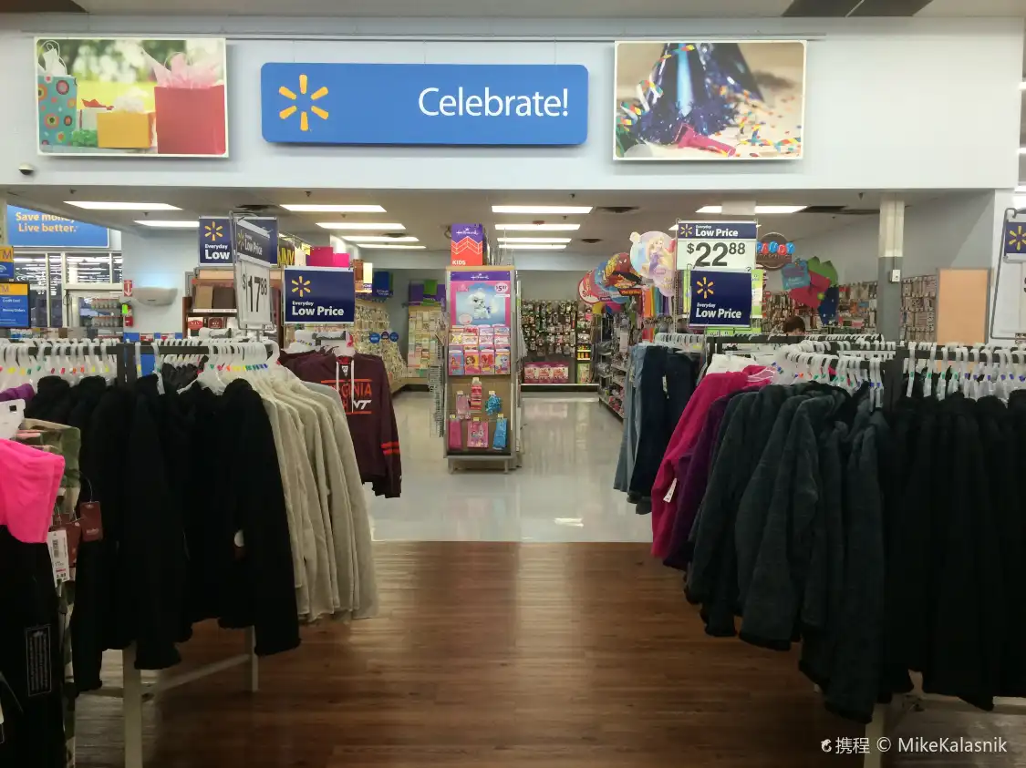 Hotels near Walmart Supercenter