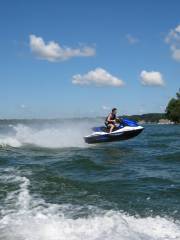 Bass Lake Boat Rentals and Watersports