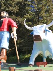 Paul Bunyan Statue