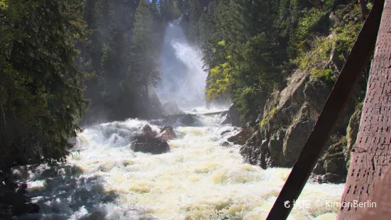 Fish Creek Falls