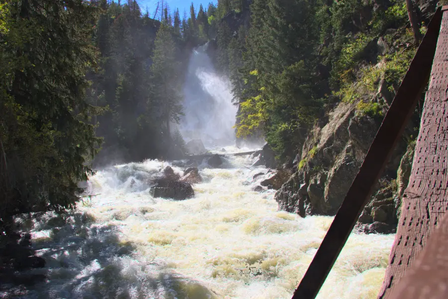 Fish Creek Falls