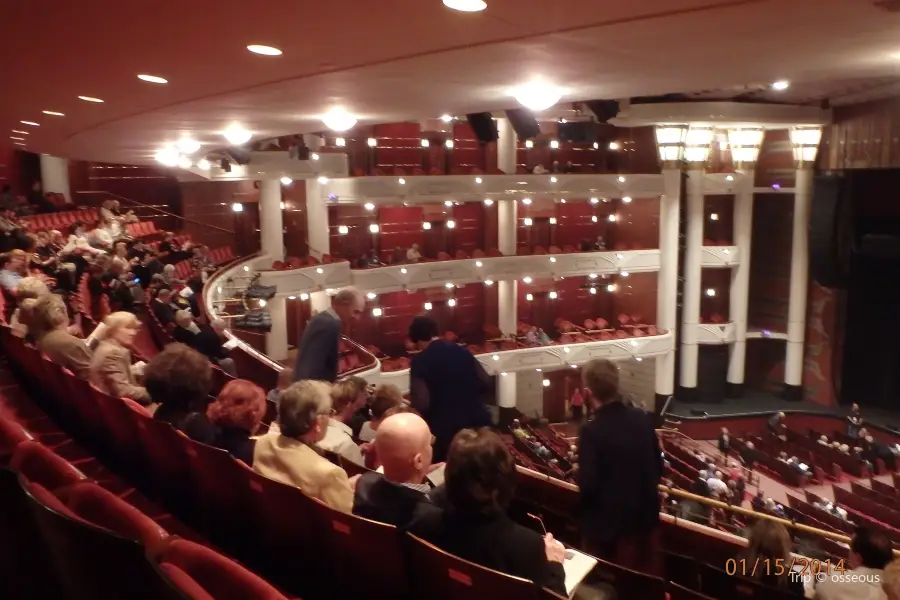 Raymond F. Kravis Center for the Performing Arts