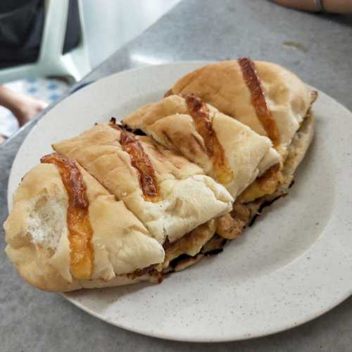 Han Kee Cake & Cafe