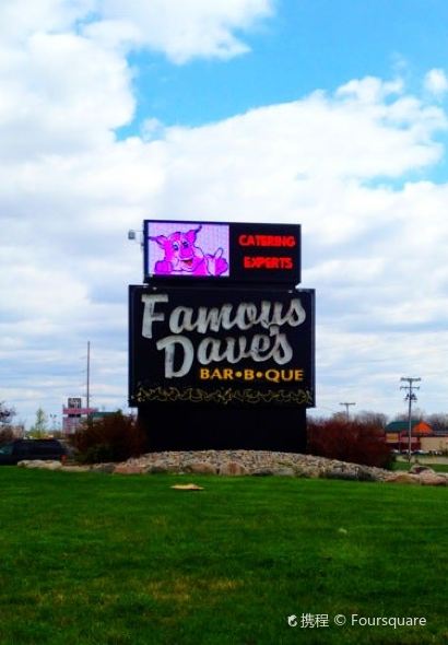 Famous Dave's Bar-B-Que