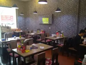 鼎盛干锅牛肉(丰德园小区店)