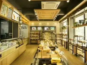常师傅蛋糕(人民路店)