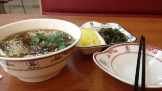 李先生牛肉麵(天興店)