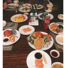 Qiandaohuzhoujidujiajiudian·hushangquanri Restaurant User Photo