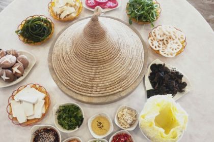 假日海湾石锅鱼 铜锅鱼