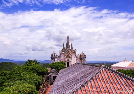 Phra Nakhon Khiri Historical Park (Khao Wang)