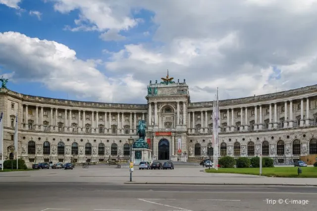 To Know the Imperial Traditions: Vienna Museums