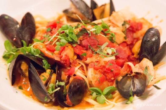 A Guide to Boston's Best Oyster Bars travel notes and guides – Trip.com