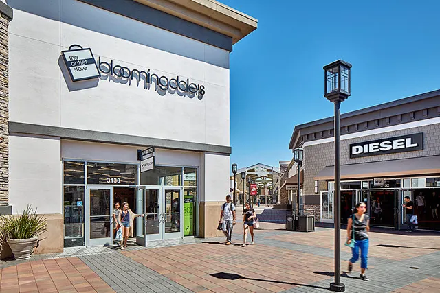 Premium Outlets and Fashion Valley - Luxurious Shopping in San Diego