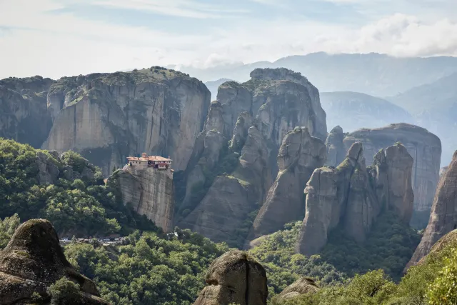 【希臘天空之城】世界文化遺產：巨石上的奇跡——Meteora