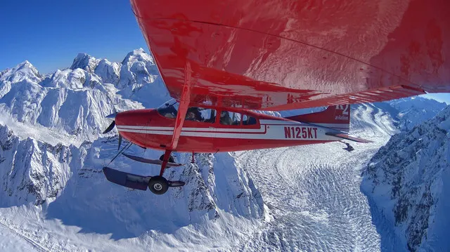 Northen Lights in Alaska: 4 Places to Get the Best Photos & Travel Around Alaska in Winter (Updated 2025)