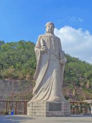 Statue of Bao-sheng-da-di