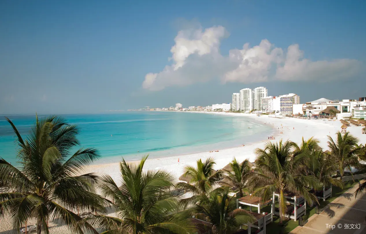 2_Cancun Beach