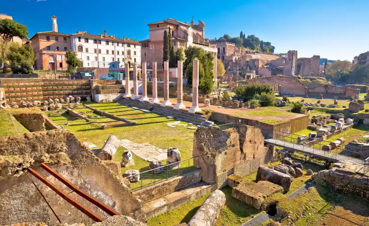 Hotels near Roman Forum