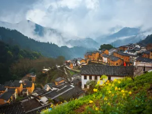 Mud House of Yangchan