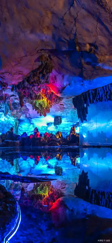 Hoteles cerca de Ludi Rock