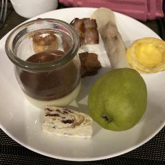 濟南怡豪大飯店（泉城廣場趵突泉店）·銀頂旋轉餐廳張用戶圖片