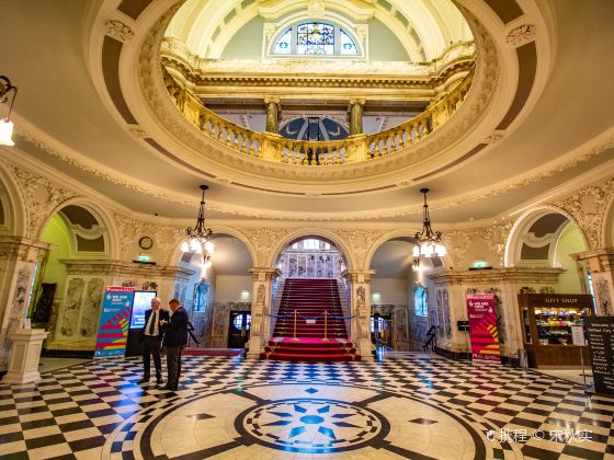 Belfast City Hall