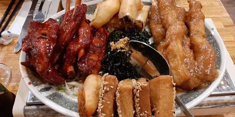 Michael Wan's Mandarin Cantonese Restaurant