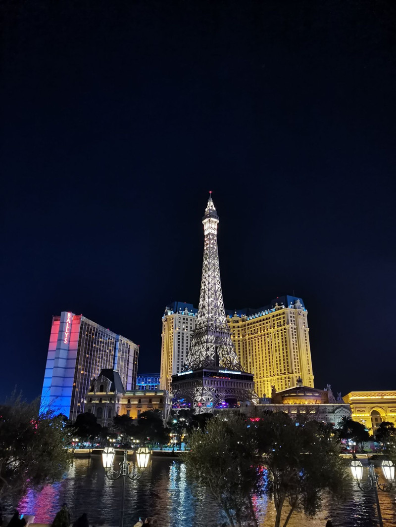 Eiffel Tower Viewing Deck - Las Vegas Travel Reviews｜Trip.com Travel Guide