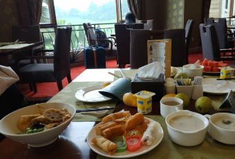 碧桂园假日半岛酒店·新派粤菜·婚宴 User Photo