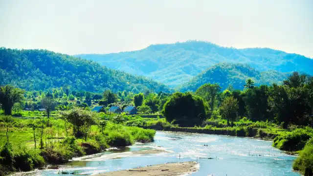 Hotels near Pai River