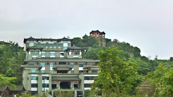 Shenlong Mountain Ba People's Castle