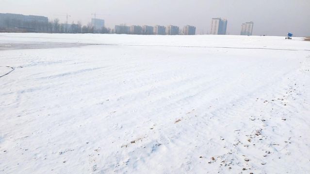 Yongding River Cycling Park Winter Wonderland