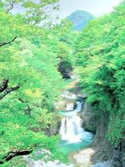 Homei Shijuhachi Falls