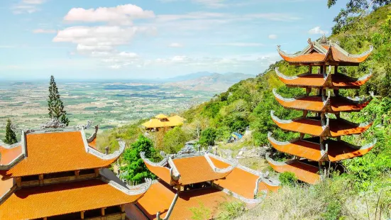 Linh Son Truong Tho pagoda