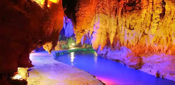 Hotels near Luxi Cave