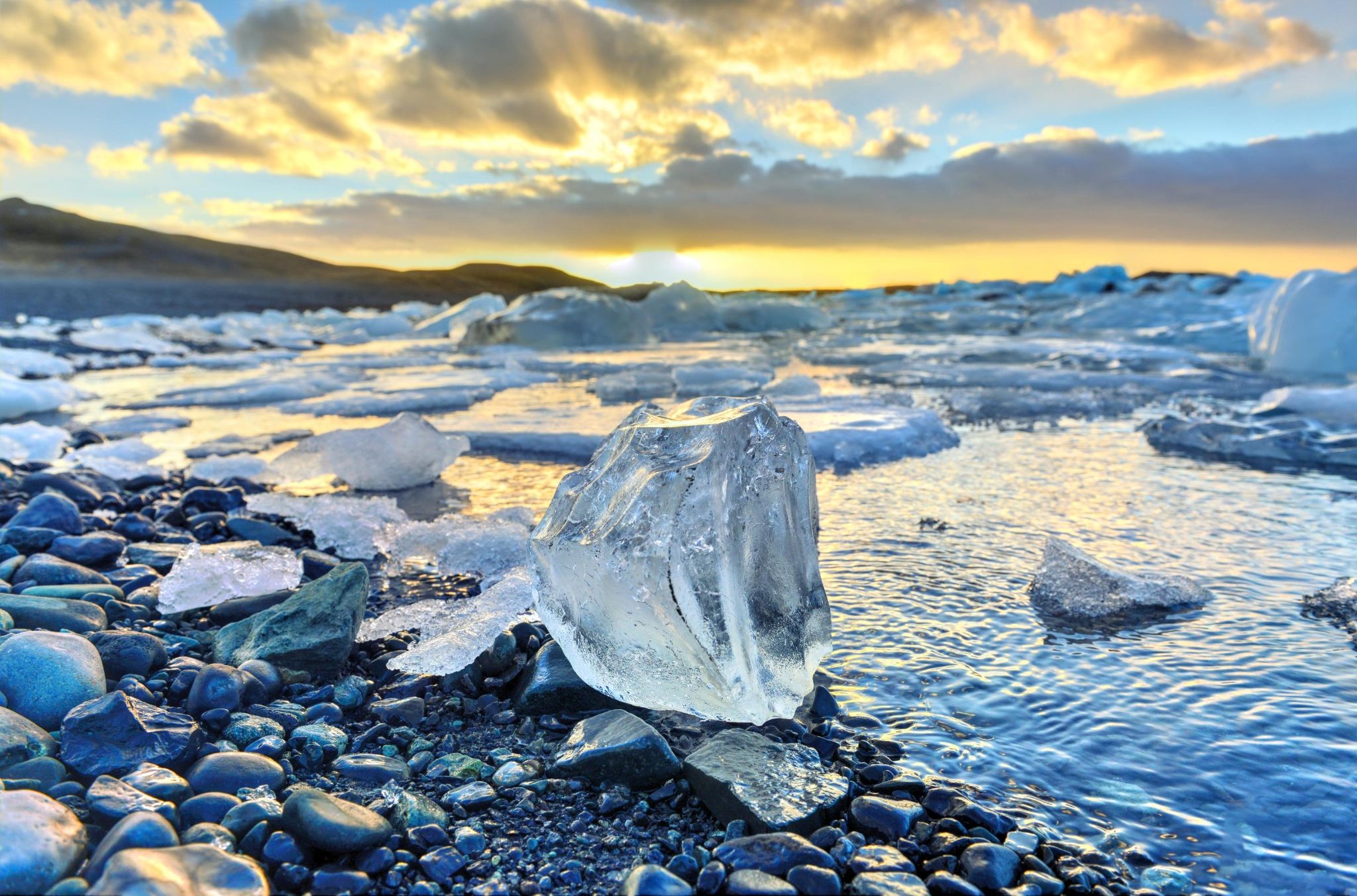 Tour locali con opzioni in lingua cinese | Laguna glaciale islandese, Diamond Beach, Black Sand Beach, tour di un giorno sulla costa meridionale - Si accettano prenotazioni urgenti!