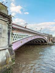 Blackfriars Bridge