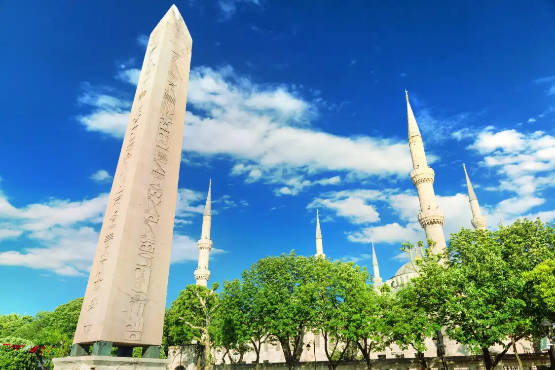 Hotels near Obelisk of Theodosius