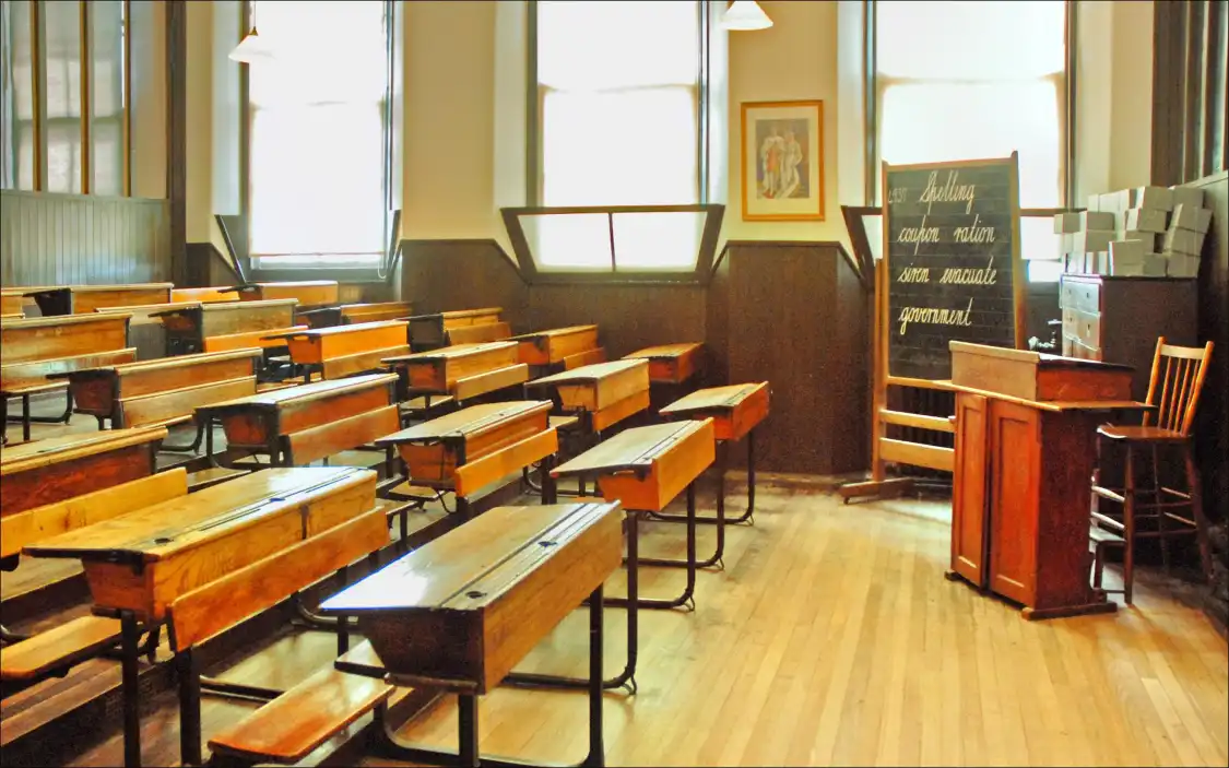 Hotels near Mount Kelly (College)