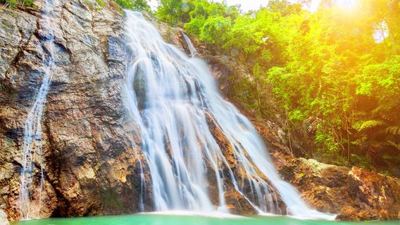 Na Muang 1 Waterfall