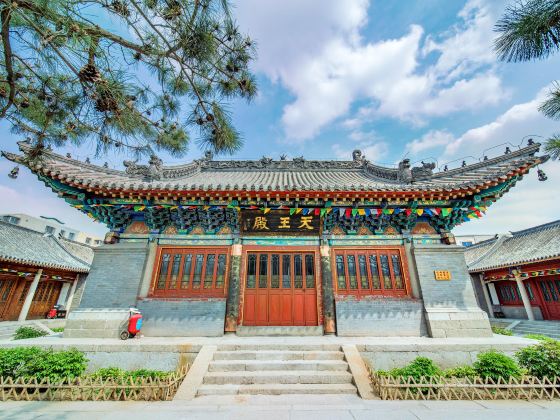 Sanxue Temple